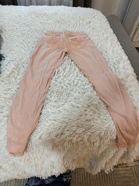 Silver Jeans Women's Skinny Jeans - Light Peach